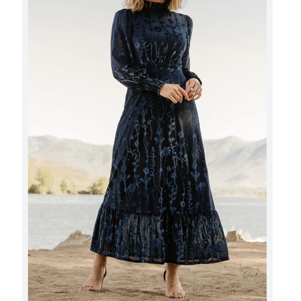 Baltic Born Penelope Velvet Maxi Dress M